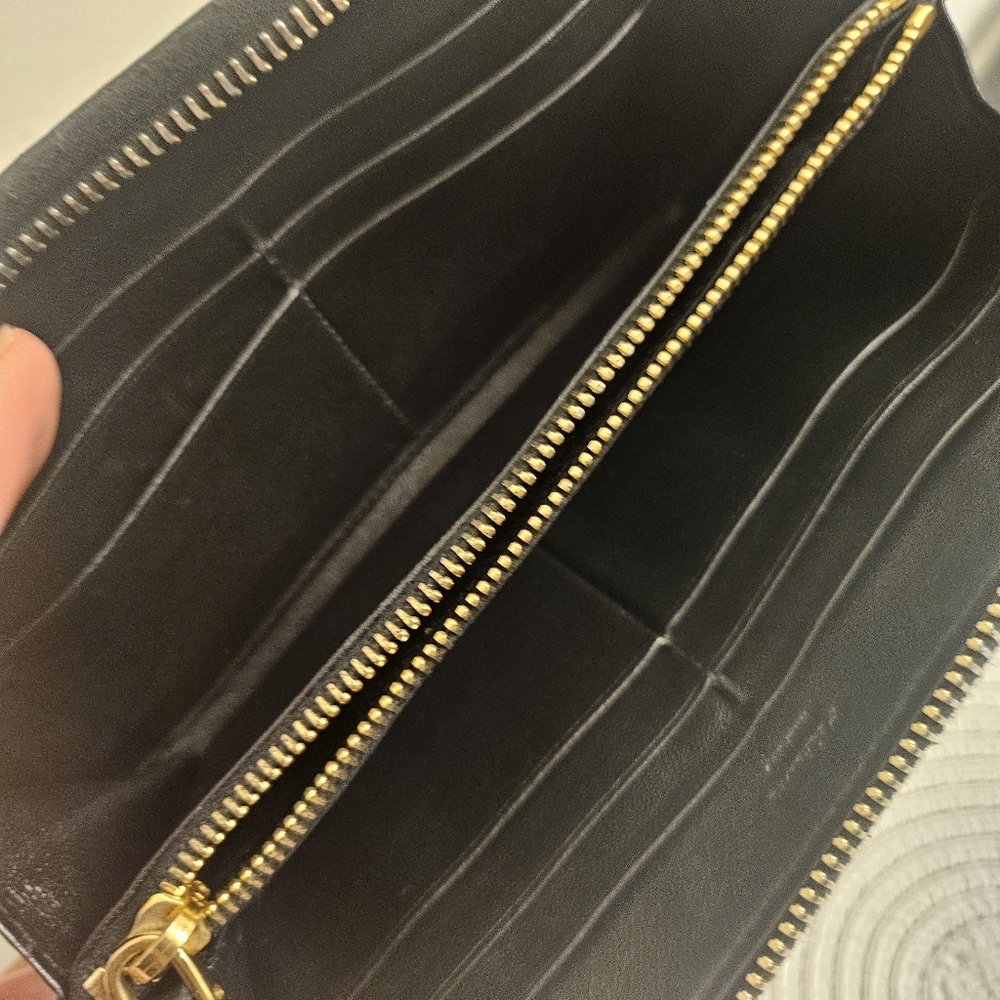 Prada Black Ruched Leather Zip Around Wallet Gold Hardware - Picture 7 of 13